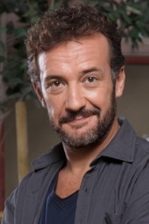 Jose Luís García Pérez tüm dizileri dizigom'da